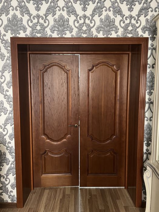 Есік дверь.