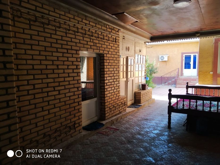 Ховли сотилади арентир 5 мактаб