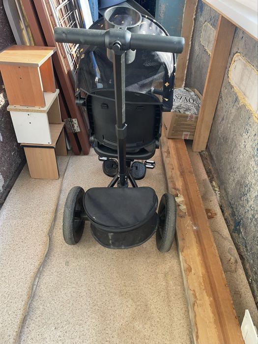 Продам велосипед коляска