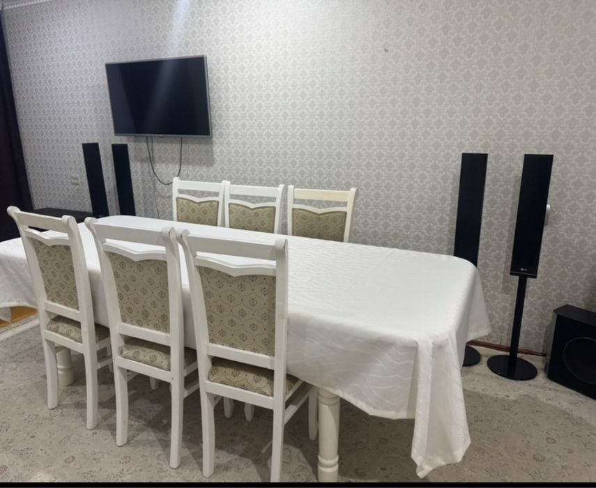 Продам стол 6 стульев