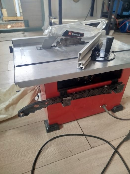 Циркулярную пилу Einhell, б/у продам