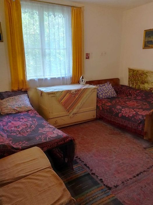 Продавам къща в село Светля