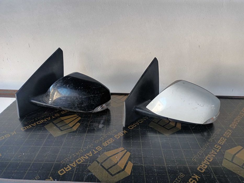 ляво огледало за рено меган 3 08 - 13 RENAULT MEGANE III