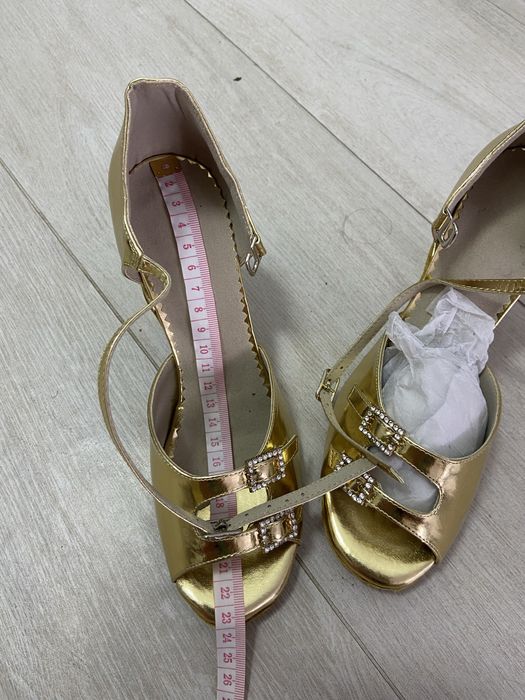 Sandale noi pentru dans latino