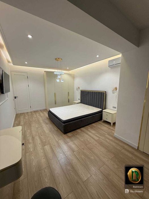 Сдается огромная квартира возле Seoul Mun, 4/2/10 150кв.м.