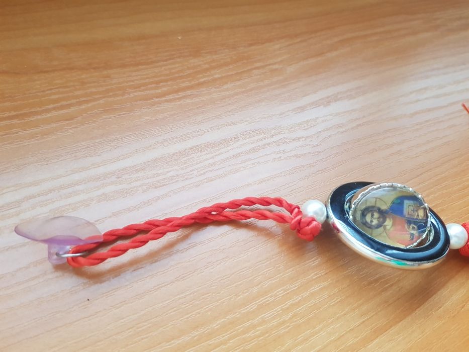 Продавам иконка за автомобил