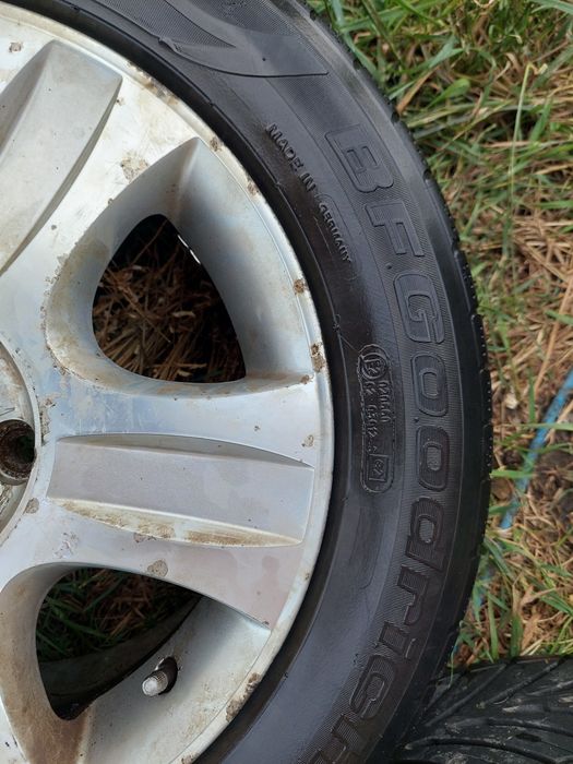 Jante aliaj aluminiu 16 " , prindere 5 X 112, anvelope 215 / 55 R16