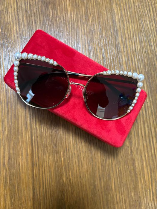 Подарък са ми но не ми стоят добре.