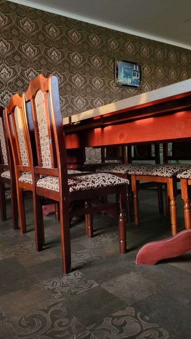Стол со стульями 12 стульев