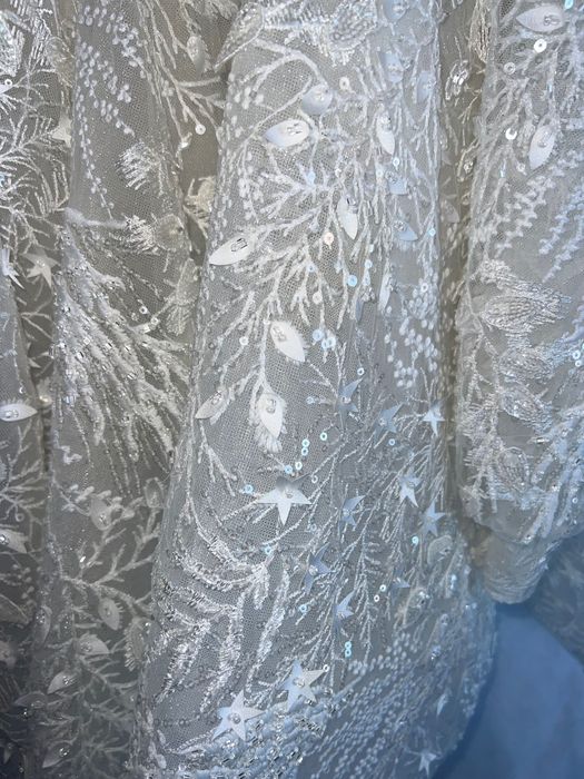 Рокля Бяла с детайли