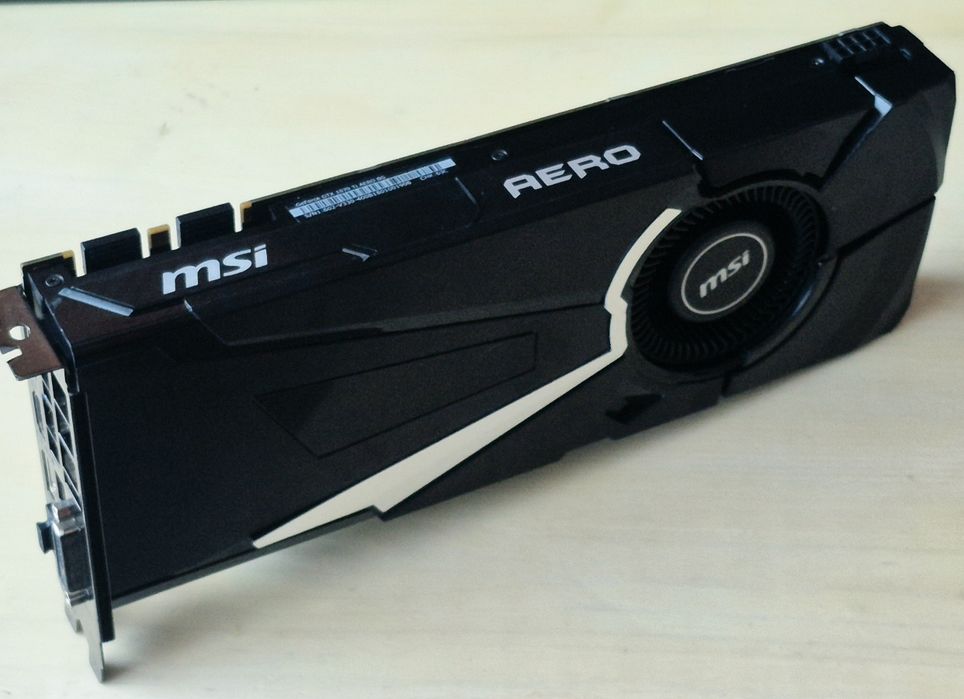 Placa video gaming GTX 1070 TI 8GB