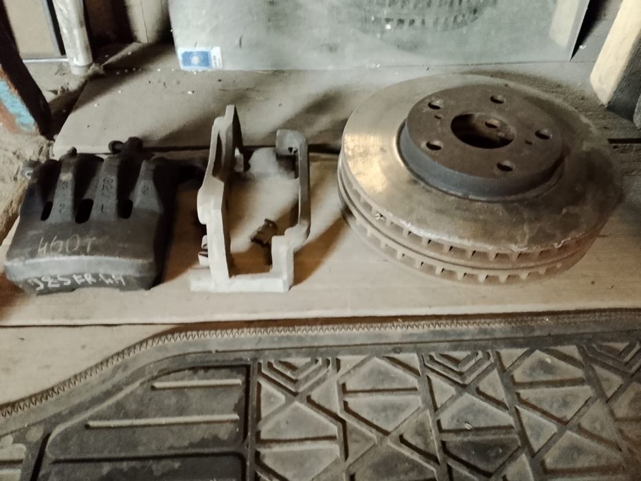 Запчасти на toyota aristo 147