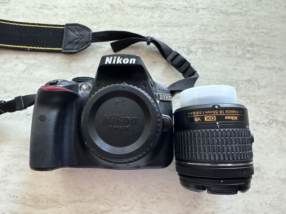 Фотоапарат Nikon D3300 + китов обектив 18-55mm