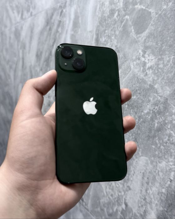 Продам Iphone 13