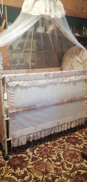 Кроватка детская