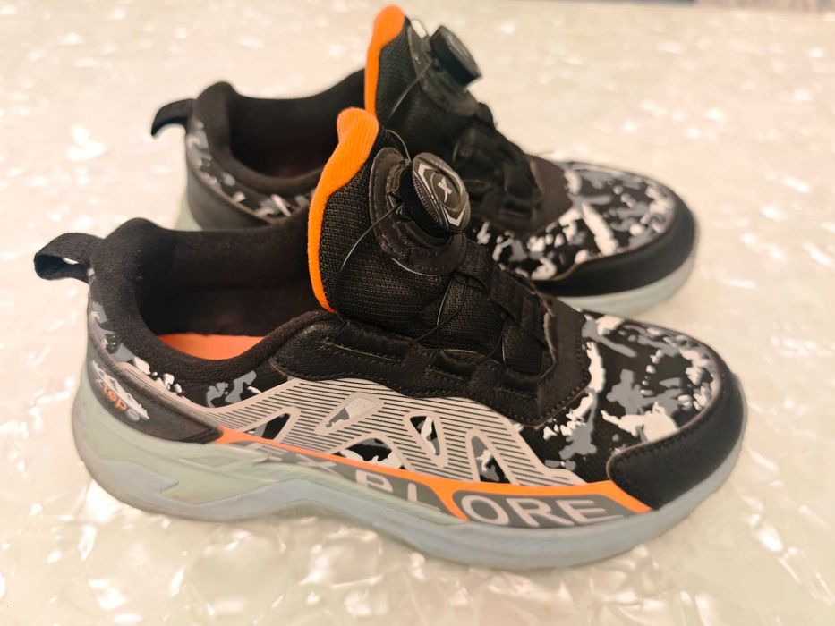 Кроссовки 38 размер