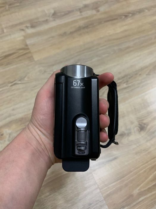 Камера Sony DCR-SR21