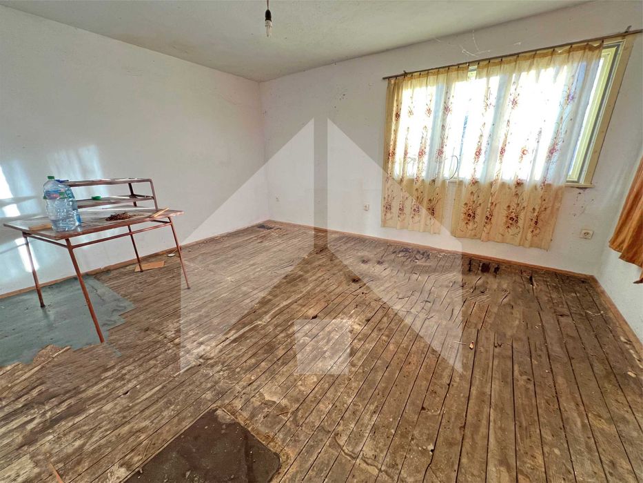 Продава се Къща в с. Жилино, Област Шумен - 146 кв.м за 122 €/кв.м - Снимка #11