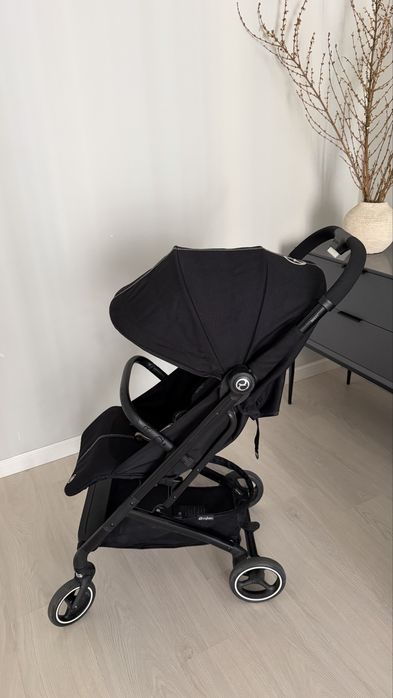 Продаю коляску Cybex Beezy