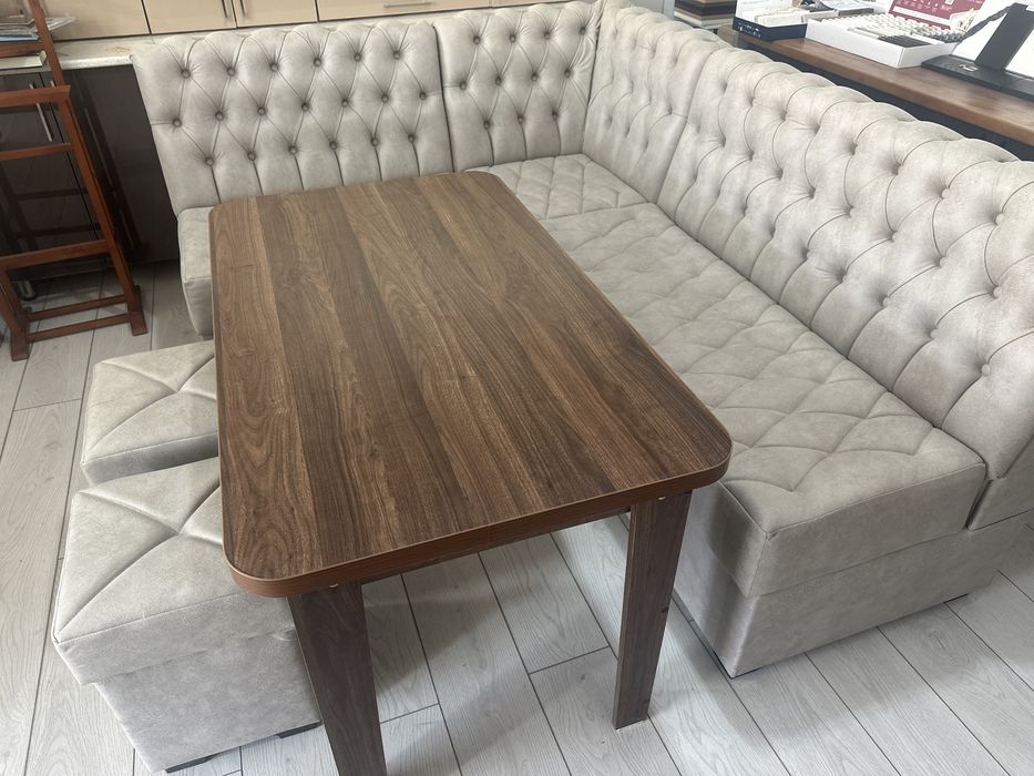 Кухонный уголок  2 года гарантия на Хороший пружины