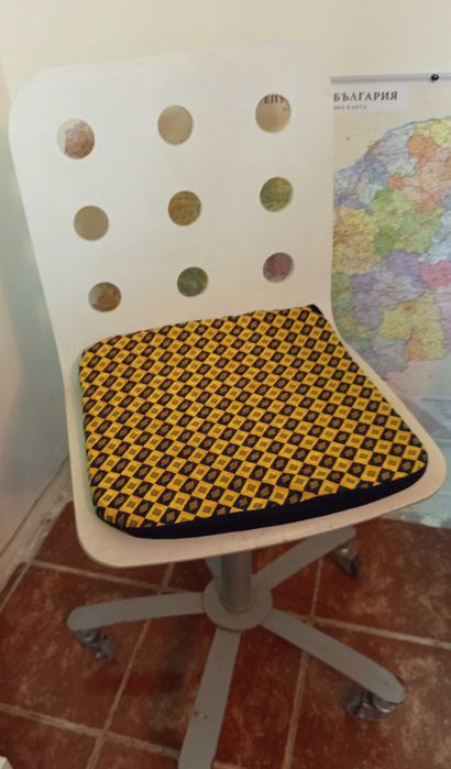 Офис работен стол