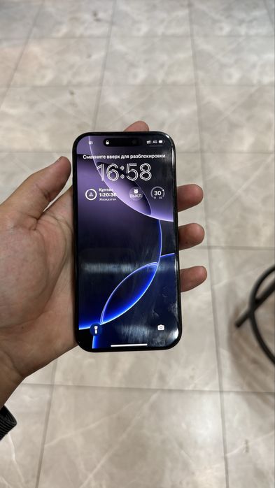 Продам айфон 16 про