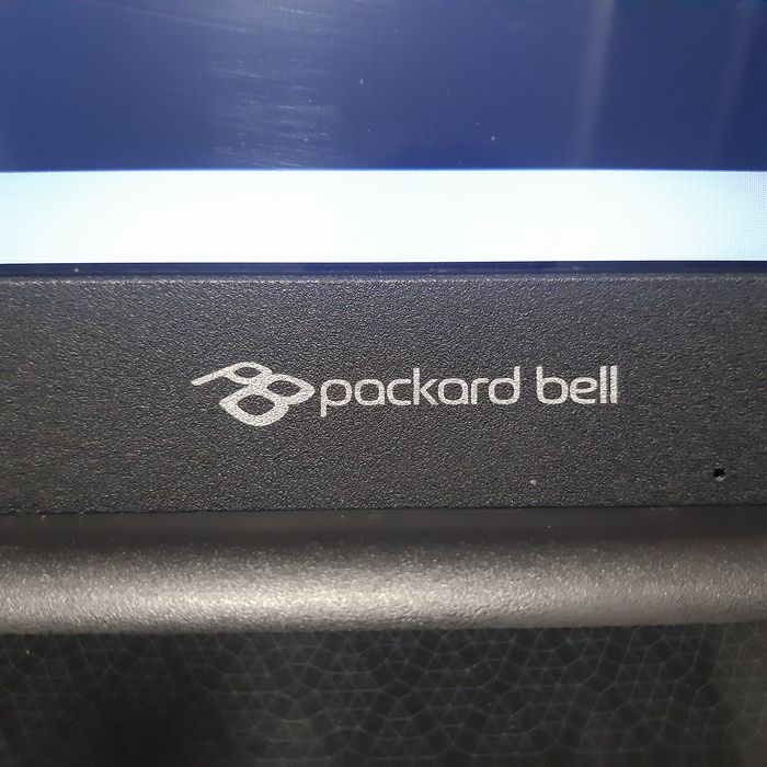 Срочно продаётся усиленный ноутбук PACKARD BELL