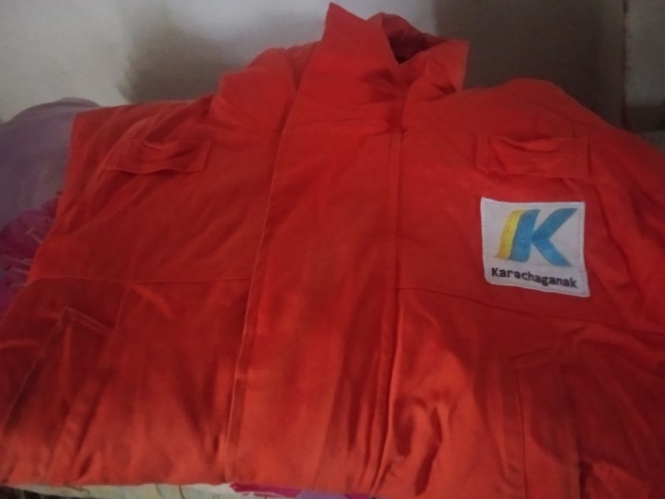 Продам зимнюю куртку