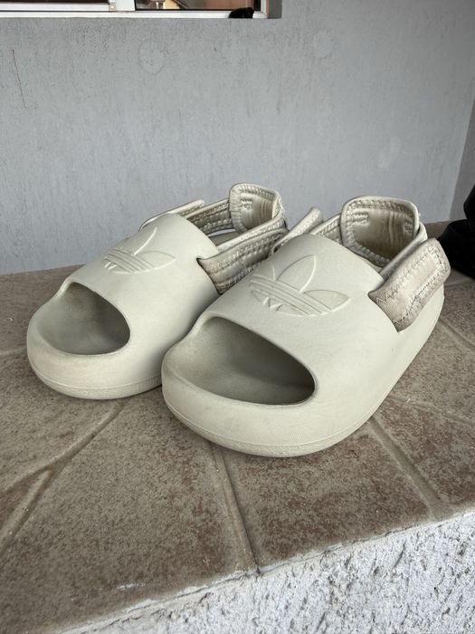 Sandale Adidas Adifom