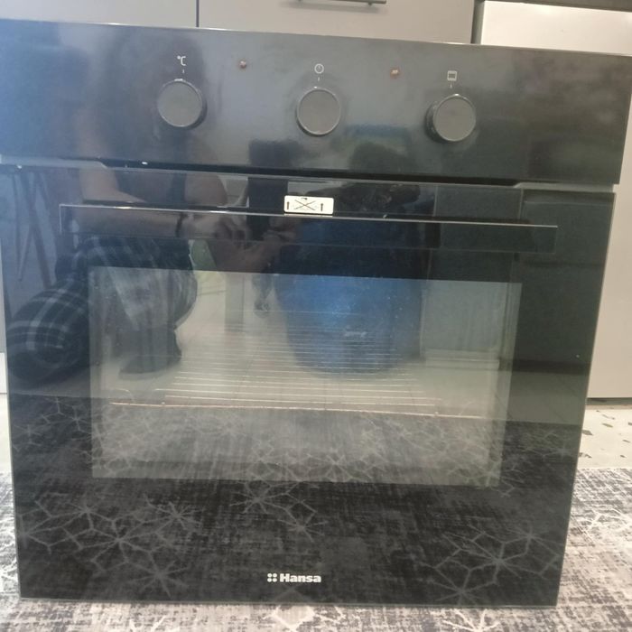 Фурна за вграждане Hansa