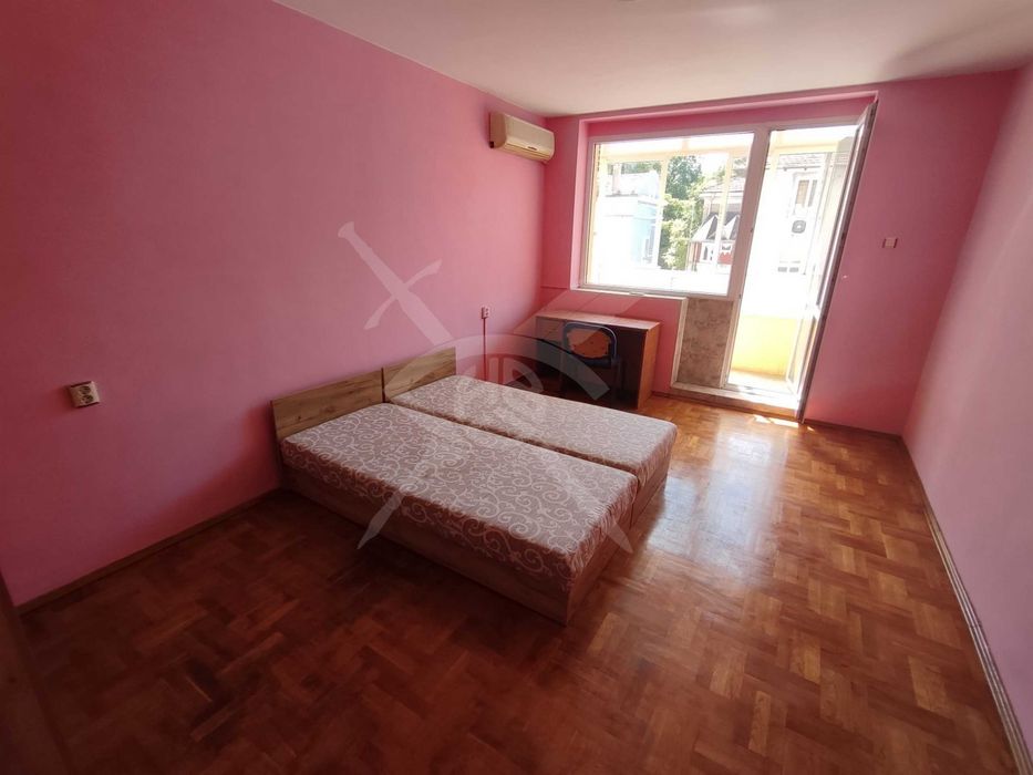 Продава се Тристаен апартамент в Варна, Център - 92 кв.м за 2392 €/кв.м - Снимка #1