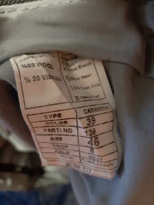 VAND Costum Barbati marimea 46 slim fit