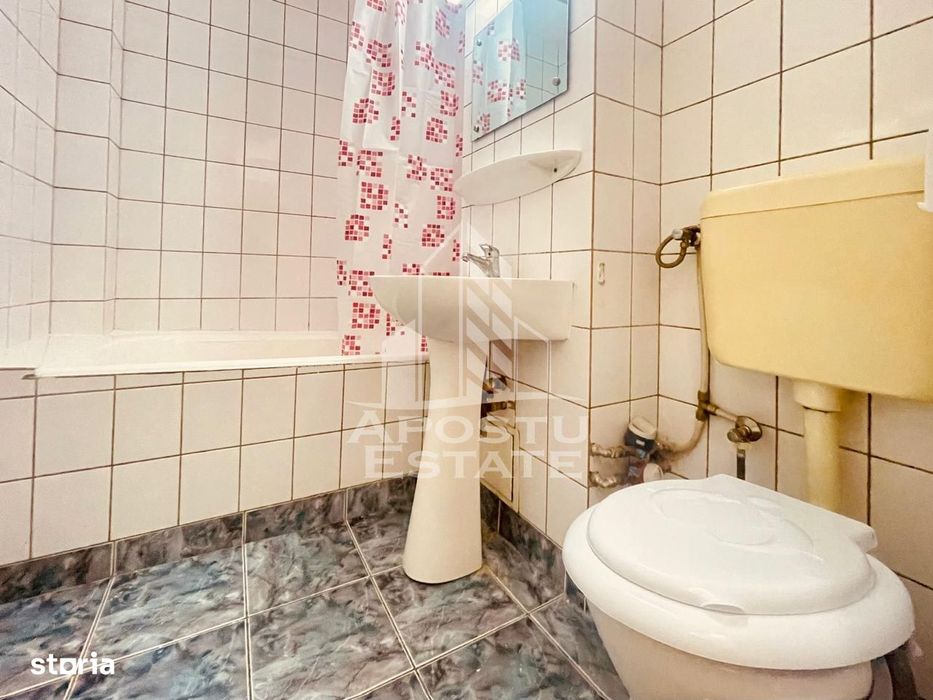 Garsoniera confort 1 - zona Aurel Vlaicu. Lebada