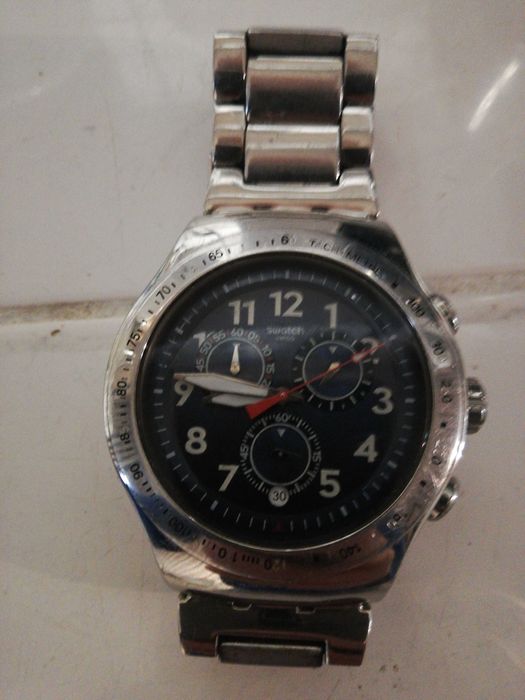 Часовник Swatch Irony