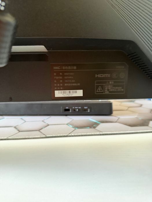 HKC 27 monitor, 300hz ideal holatda