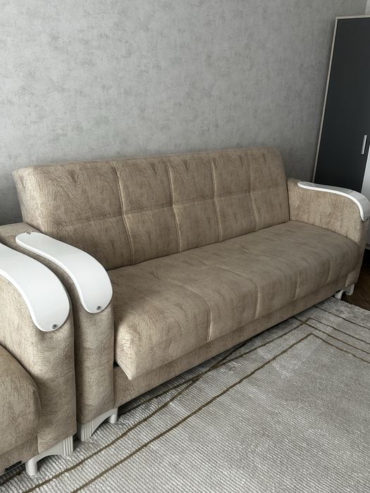 Диван для гостиной