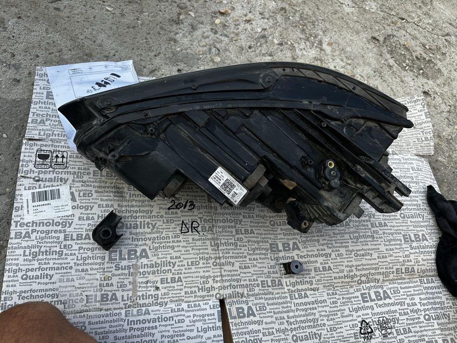 Far dreapta halogen vw passat b8.3g.