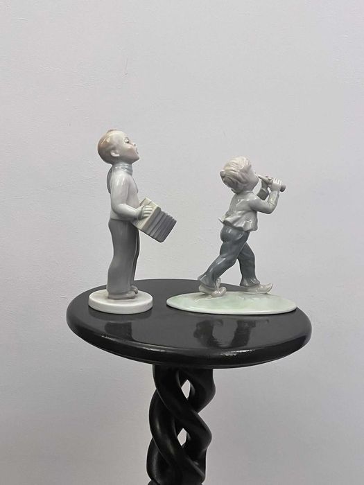 Set 2 statuete bibelouri germane MO Metzler & Ortloff bibelou portelan
