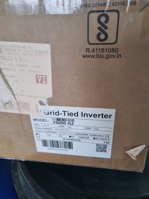 Vand inverter panouri solare.