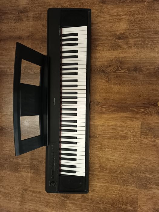Pian Yamaha piaggero NP-12B + suport