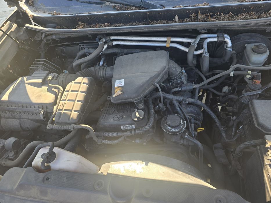 Dezmembrez Toyota Land Cruiser J150 2.7 benzina 2TR-FE 120KW an 2012