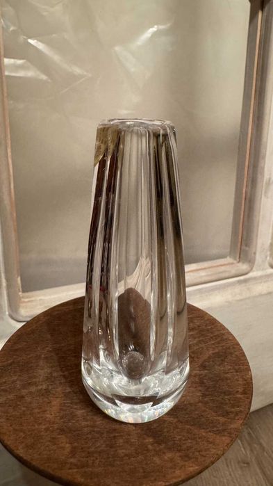 Orrefors Swedenq 1970г –Малка кристална ваза с гравюра.