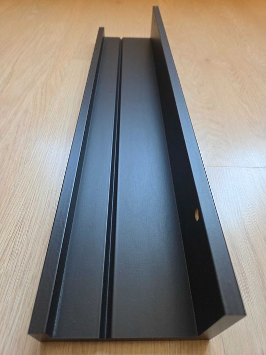 Продавам перваз IKEA MOSSLANDA