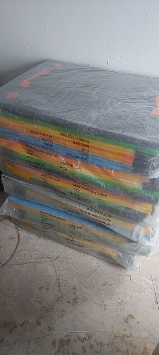 Vând urgent saci ( Genți )noi nouți Amazon  Dimensiuni 90/60/45.
