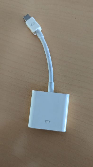 Apple Mini Display port към DVI адаптер