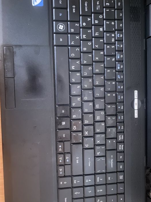 eMachines E527 ноутбока