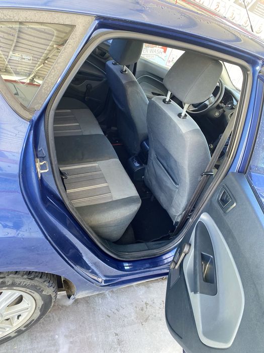 FORD Fiesta 2010 — imagine 3