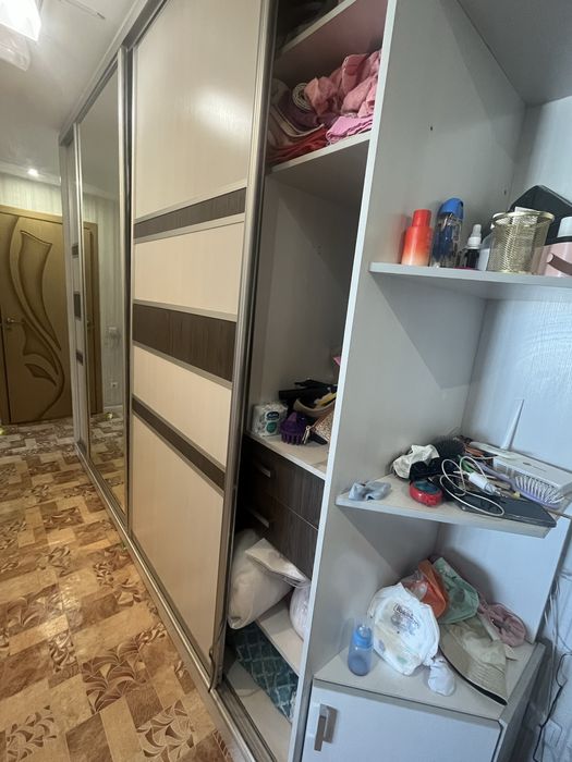 Продам шкаф купе