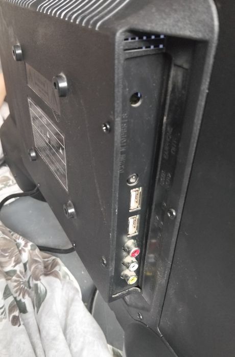 Продам телевизор