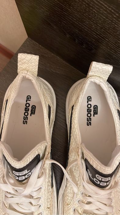 Продам кеды